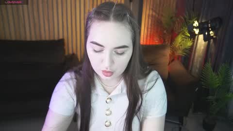 Snapshot of rapunzelangel chatting on 06-02-26, 05:53 rapunzelangel online show from 06-02-26, 05:53