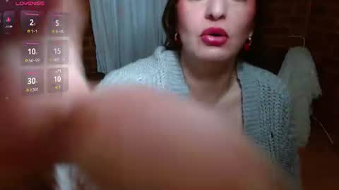 Raquel online show from 06-19-26, 10:41