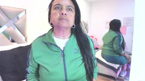 Raquel Moore  online show from 04-04-26, 01:30