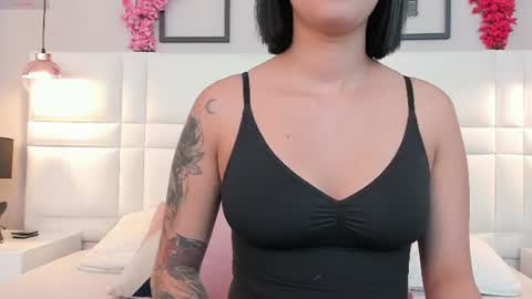 Snapshot of raquelhyde_ chatting on 07-20-26, 07:27 raquel Hyde online show from 07-20-26, 07:27