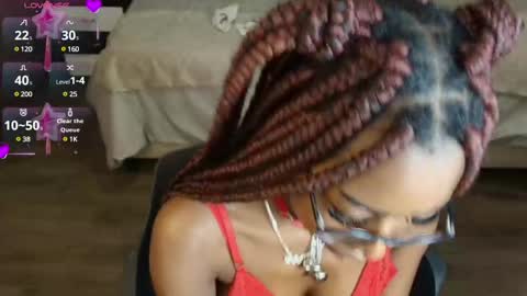 Raquel online show from 02-16-25, 02:32