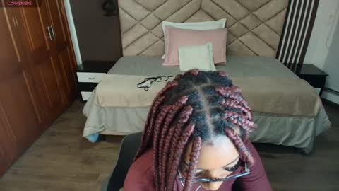 Raquel online show from 02-18-25, 11:44