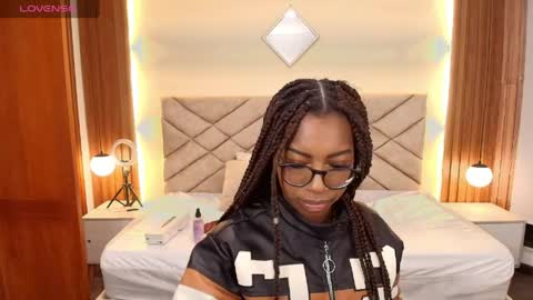 Raquel online show from 03-28-26, 11:54