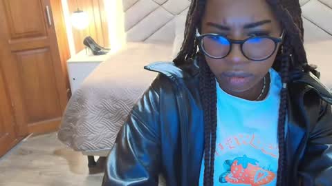 Raquel online show from 07-30-26, 12:15
