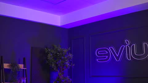 Raquelle online show from 01-24-25, 06:46