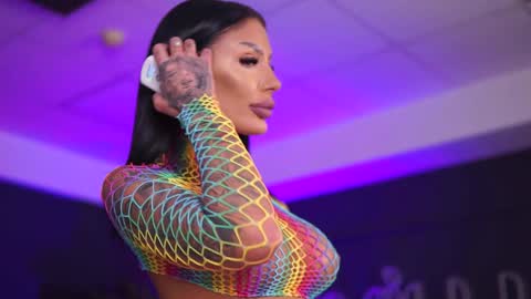 Raquelle online show from 02-01-25, 09:51