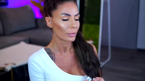 Raquelle online show from 02-05-26, 10:31