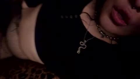 Rattlesnake Bitch 666 online show from 05-02-26, 10:09