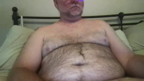 Snapshot of rattoy19 chatting on 09-16-25, 01:45 Rattoy online show from 09-16-25, 01:45