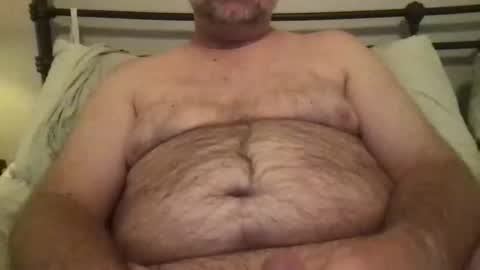 Snapshot of rattoy19 chatting on 10-17-25, 04:04 Rattoy online show from 10-17-25, 04:04