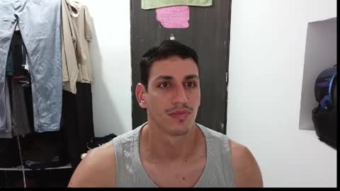 Snapshot of raul240335 chatting on 05-30-26, 11:13 Raul online show from 05-30-26, 11:13
