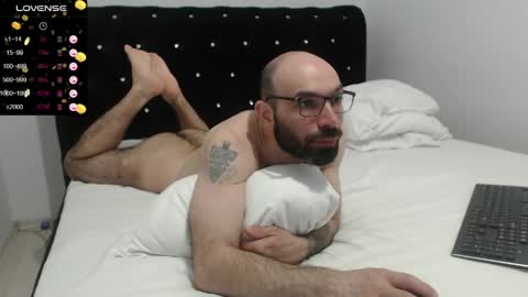 RaulWildBoy27 online show from 05-01-26, 07:51
