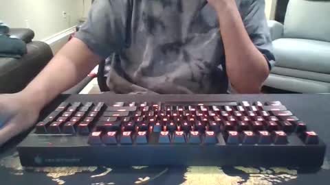 7 in size online show from 12-19-24, 07:29