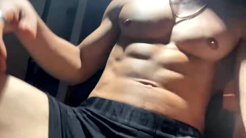 Snapshot of ravelover_ chatting on 11-18-25, 03:45 Ace Rave online show from 11-18-25, 03:45