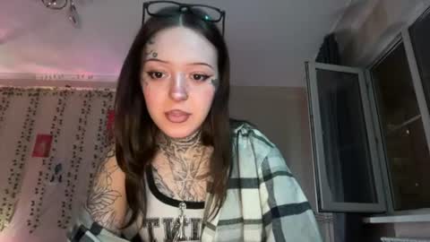 raven_armor online show from 07-06-26, 06:10