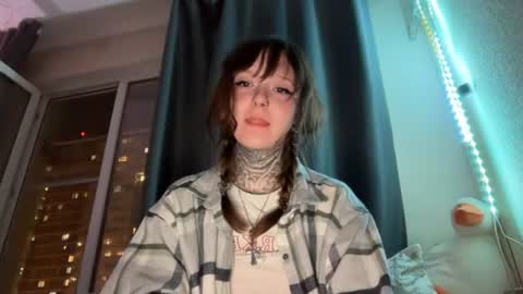 raven_armor online show from 07-25-26, 05:43