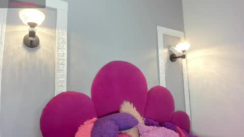 raven_loove online show from 05-26-26, 08:16