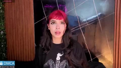 raven_rox_ online show from 12-15-25, 03:00