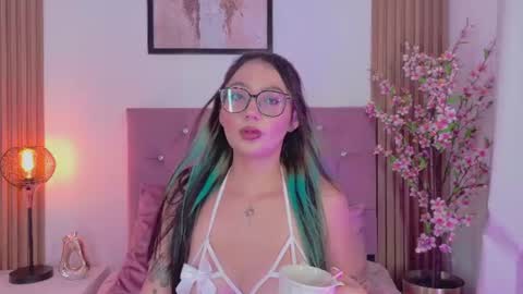 ravena_queen online show from 07-18-26, 01:32