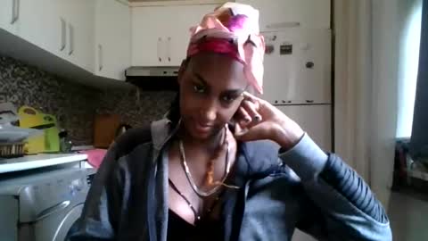 ravenbby online show from 04-18-26, 09:13