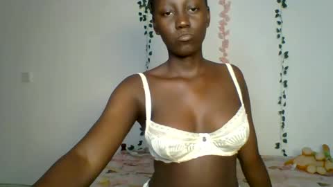 Snapshot of ravencharmm chatting on 07-14-26, 02:27 Princess online show from 07-14-26, 02:27