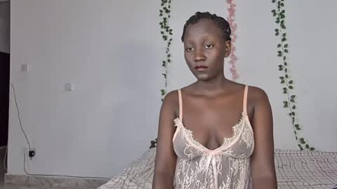 Snapshot of ravencharmm chatting on 07-21-26, 12:02 Princess online show from 07-21-26, 12:02