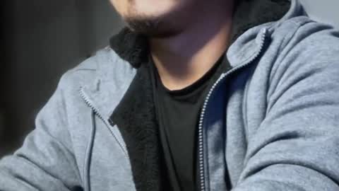 Snapshot of ravengod999 chatting on 11-18-25, 02:39 ravengod999 online show from 11-18-25, 02:39