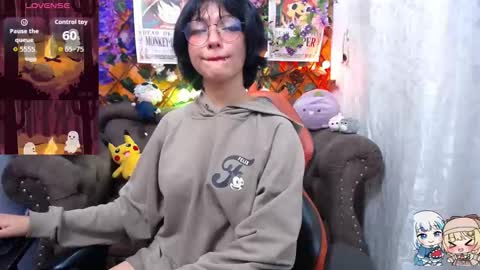 RavenN  online show from 10-14-25, 11:33