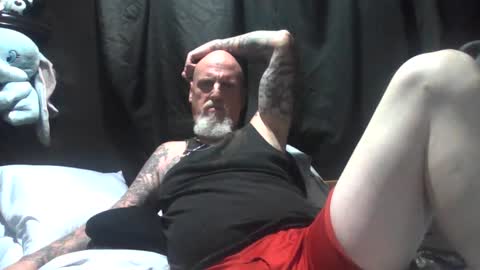 ravens18816981 online show from 09-28-25, 07:25