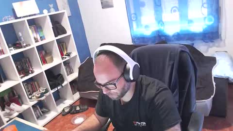 ravingr3d3 online show from 11-13-25, 11:31