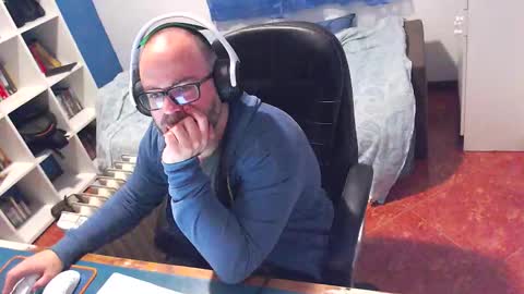 ravingr3d3 online show from 02-11-26, 10:20