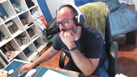 Snapshot of ravingr3d3 chatting on 05-18-26, 01:17 ravingr3d3 online show from 05-18-26, 01:17