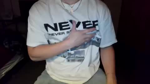 Ravyn online show from 10-19-25, 04:35