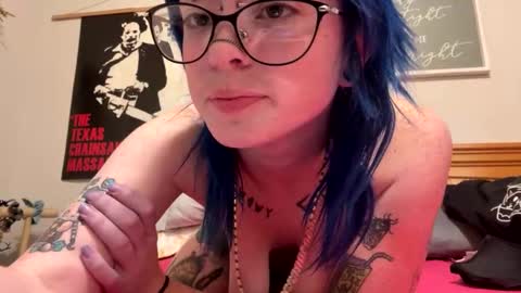 Ravynn 3 online show from 11-04-25, 02:05