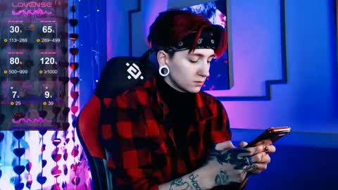 Ray online show from 03-10-25, 07:18