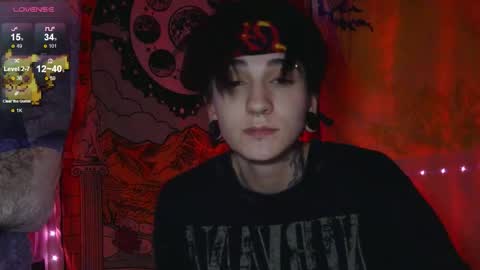 Ray online show from 11-10-25, 04:17