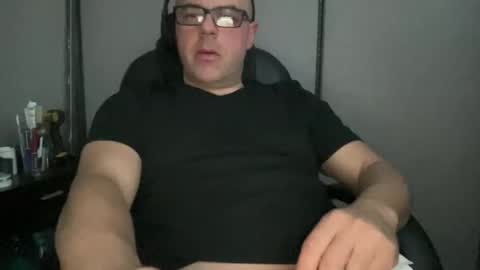 Snapshot of ray_fucks323 chatting on 03-26-26, 11:10 ray_fucks323 online show from 03-26-26, 11:10