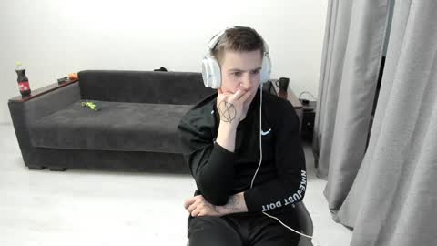 Ray online show from 04-06-26, 04:08