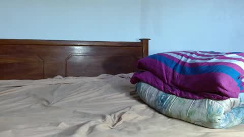 eyan online show from 04-02-26, 01:47