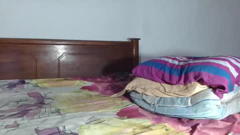 eyan online show from 04-19-26, 06:10