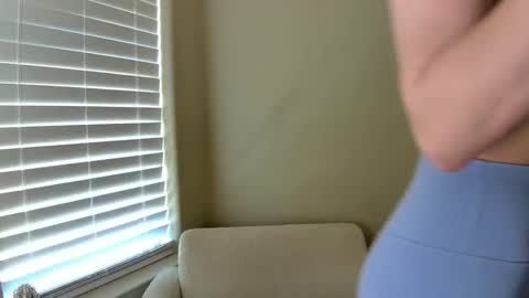 RayBabe online show from 10-15-25, 08:53