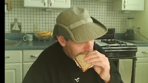 Ray online show from 05-03-26, 05:52