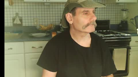 Ray online show from 05-05-26, 11:07