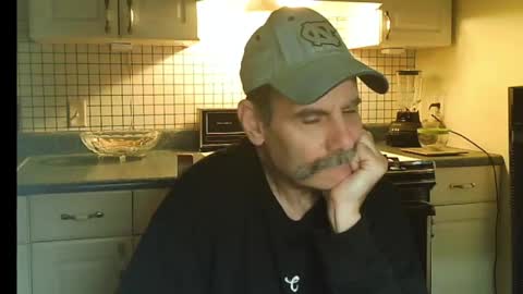 Ray online show from 05-25-26, 08:20