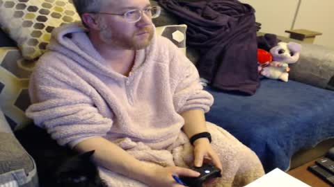 Snapshot of raymondsun chatting on 02-10-25, 11:55 Sunshine Ray online show from 02-10-25, 11:55