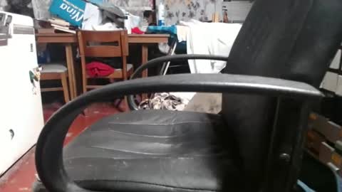 Ray online show from 10-26-25, 11:05