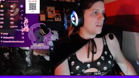 Snapshot of raysuon chatting on 01-05-25, 07:28 Rae-Suon online show from 01-05-25, 07:28