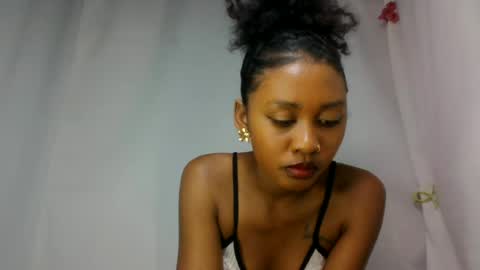 razafindrasoa online show from 06-20-26, 05:38