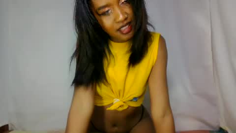 razafindrasoa online show from 06-22-26, 06:16