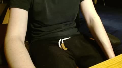 Scrappy Coco online show from 04-12-26, 12:48